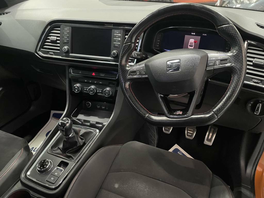Seat Ateca Estate 2.0 Tdi Fr Orange #3