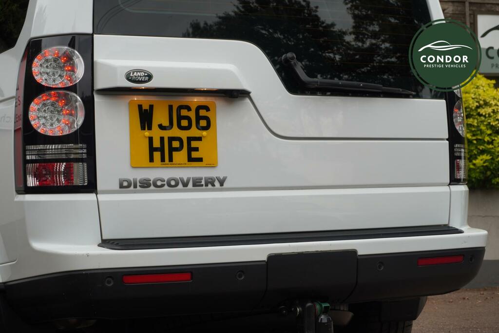 Land Rover Discovery 4 3L Landmark Black #9