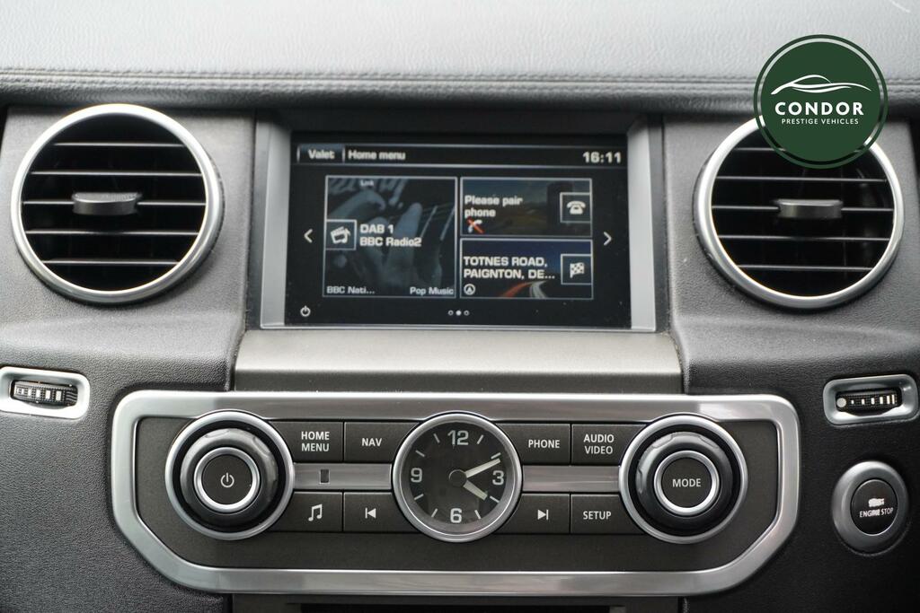 Land Rover Discovery 4 3L Landmark Black #22
