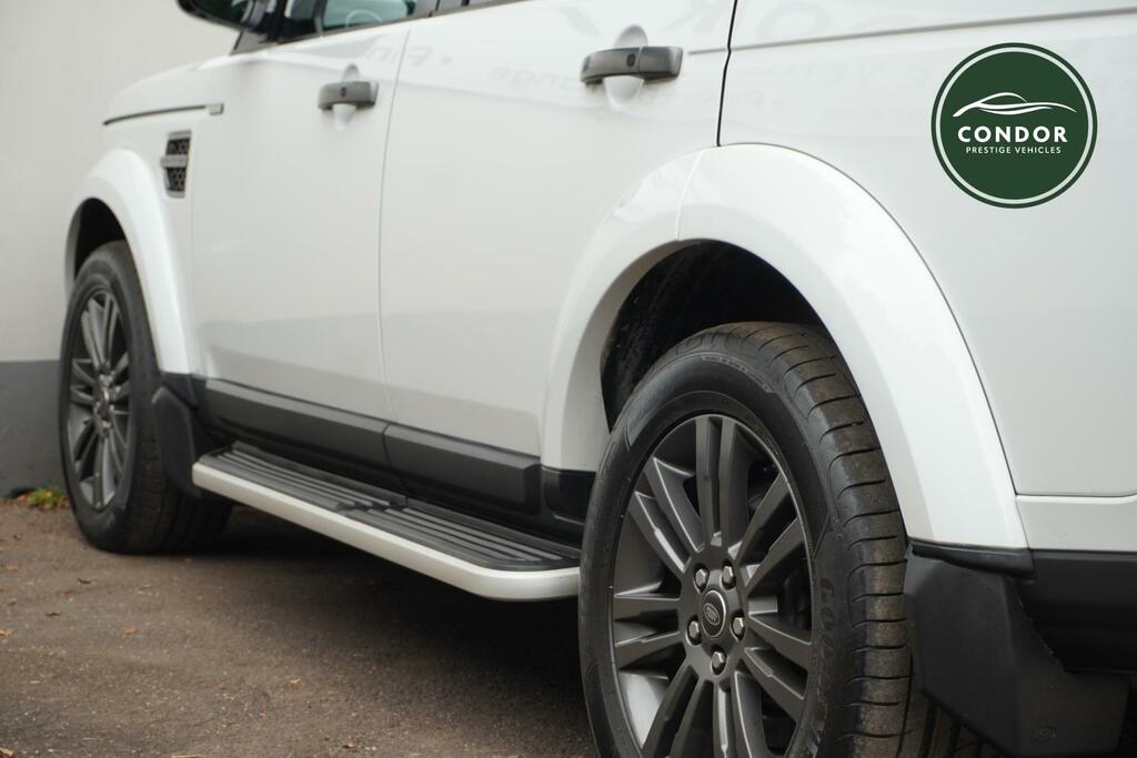 Land Rover Discovery 4 3L Landmark Black #14
