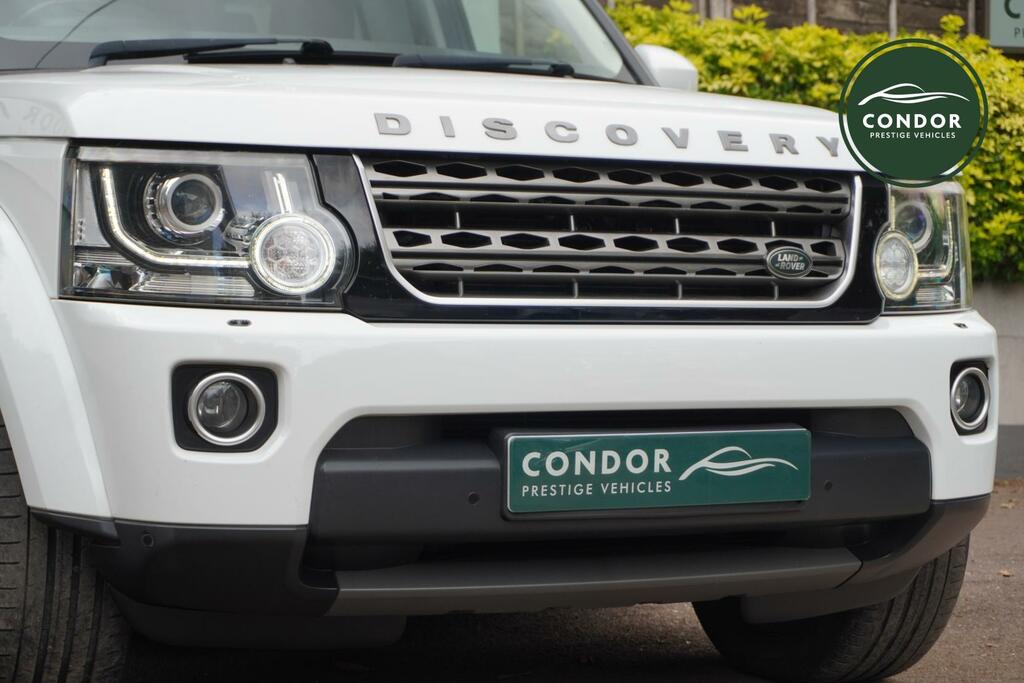 Land Rover Discovery 4 3L Landmark Black #8
