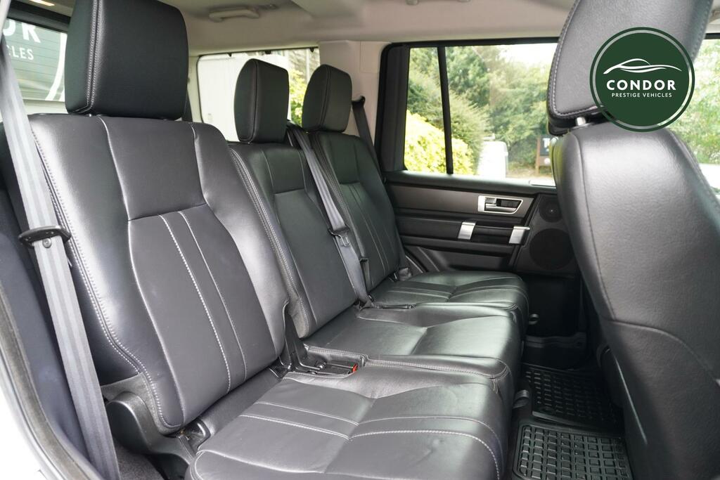 Land Rover Discovery 4 3L Landmark Black #36