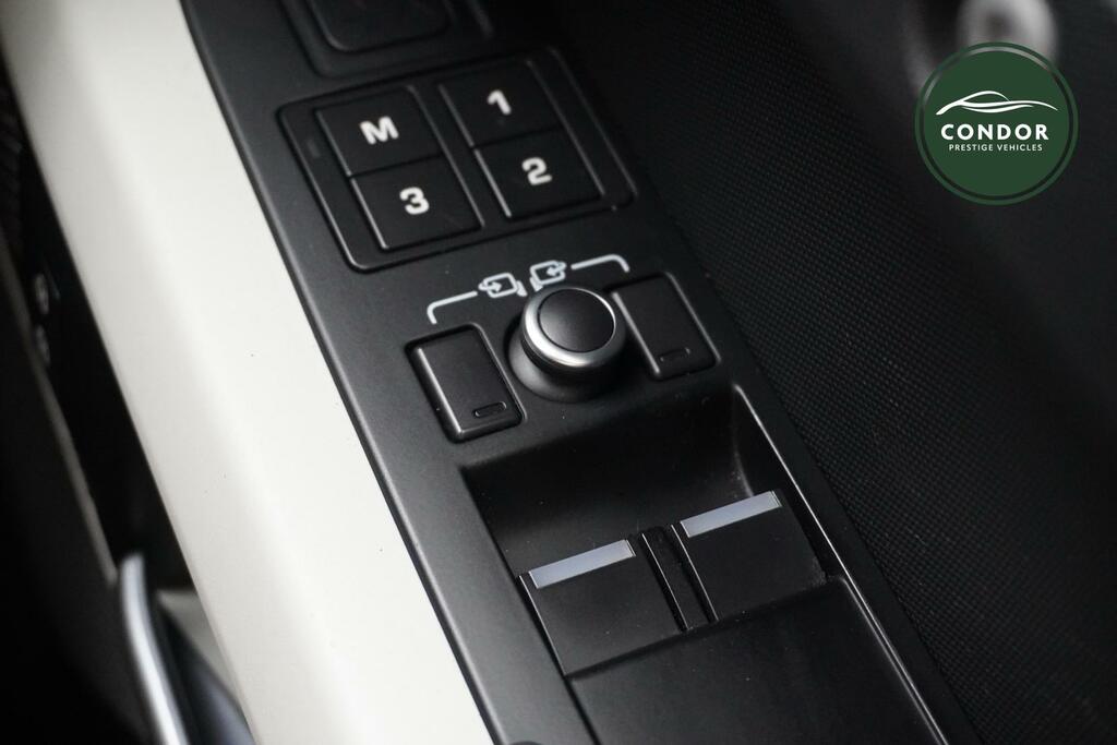 Land Rover Defender 110 Defender X-dynamic S D Mhev Black #33
