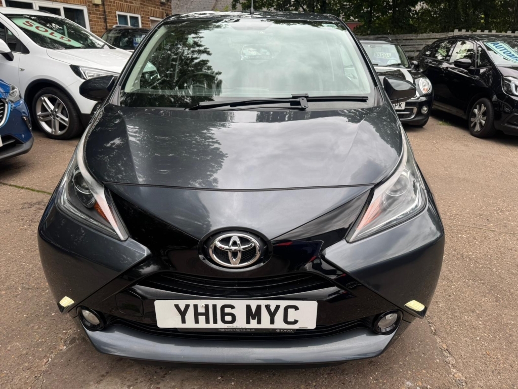 Toyota Aygo 1.0 Vvt-i X-pression Grey #2