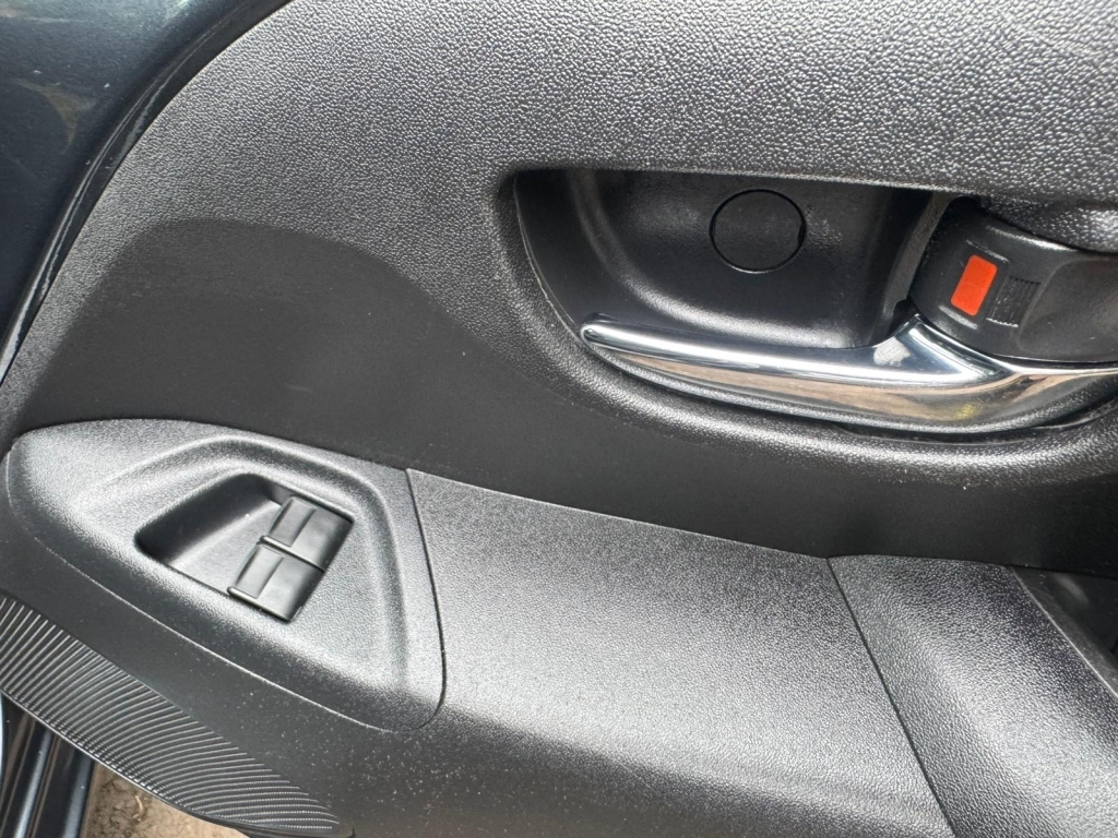 Toyota Aygo 1.0 Vvt-i X Red #10