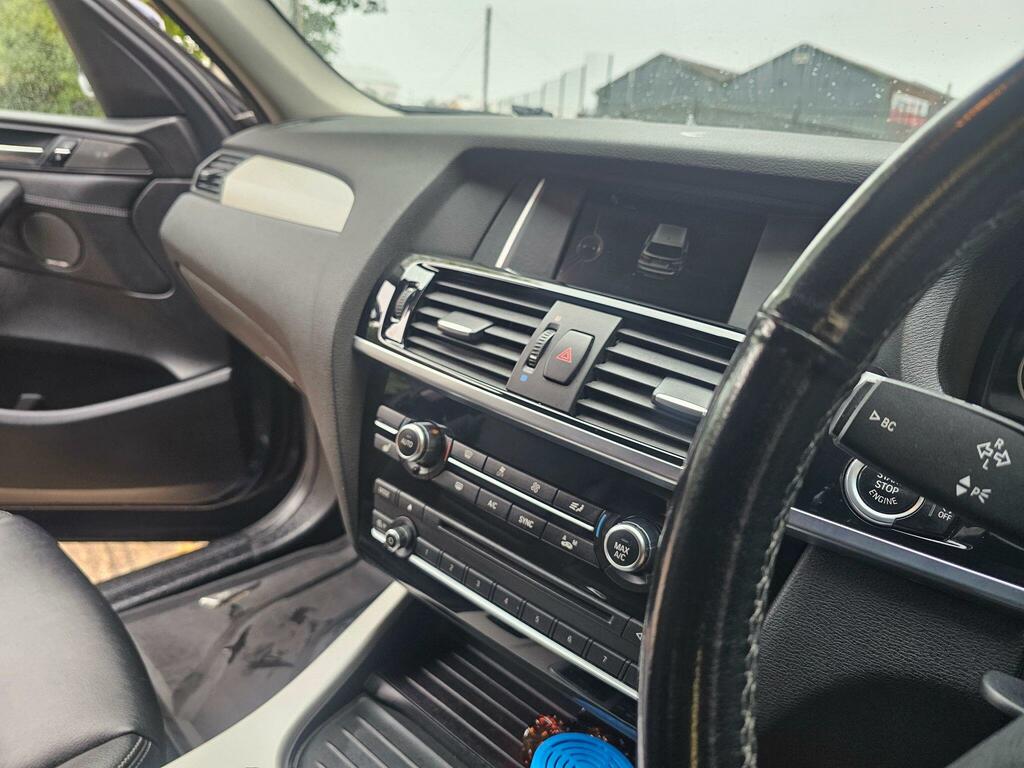 BMW X3 Suv White #25