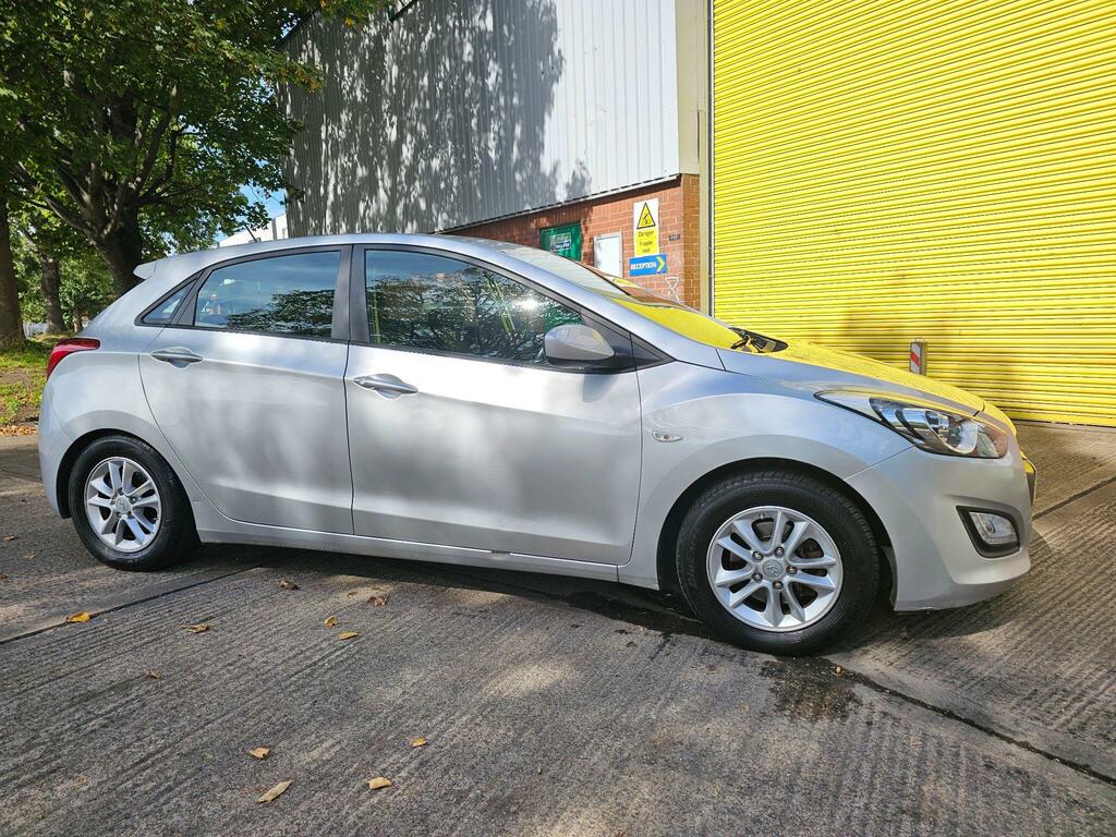 Hyundai I30 1.6 Active Crdi 109 Bhp Grey #8