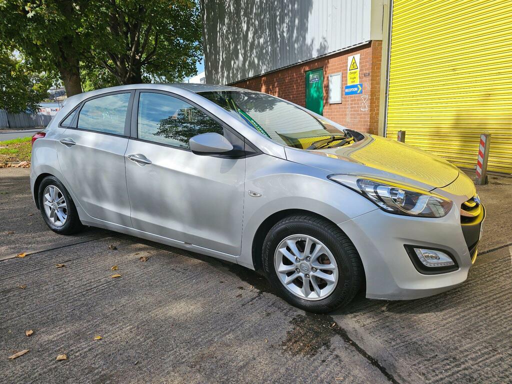 Hyundai I30 1.6 Active Crdi 109 Bhp Grey #11