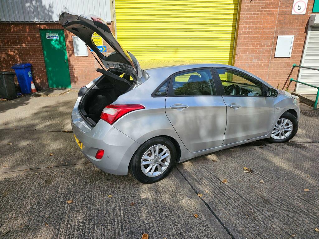 Hyundai I30 1.6 Crdi Active Euro 5 Silver #6