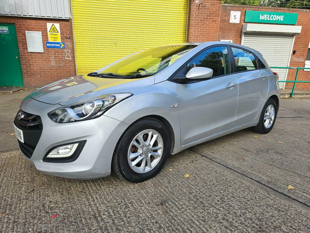 Hyundai I30 1.6 Active Crdi 109 Bhp Grey #18