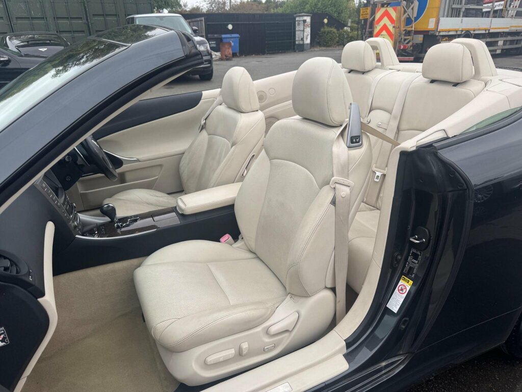 Lexus IS 250 Se-i Black #24