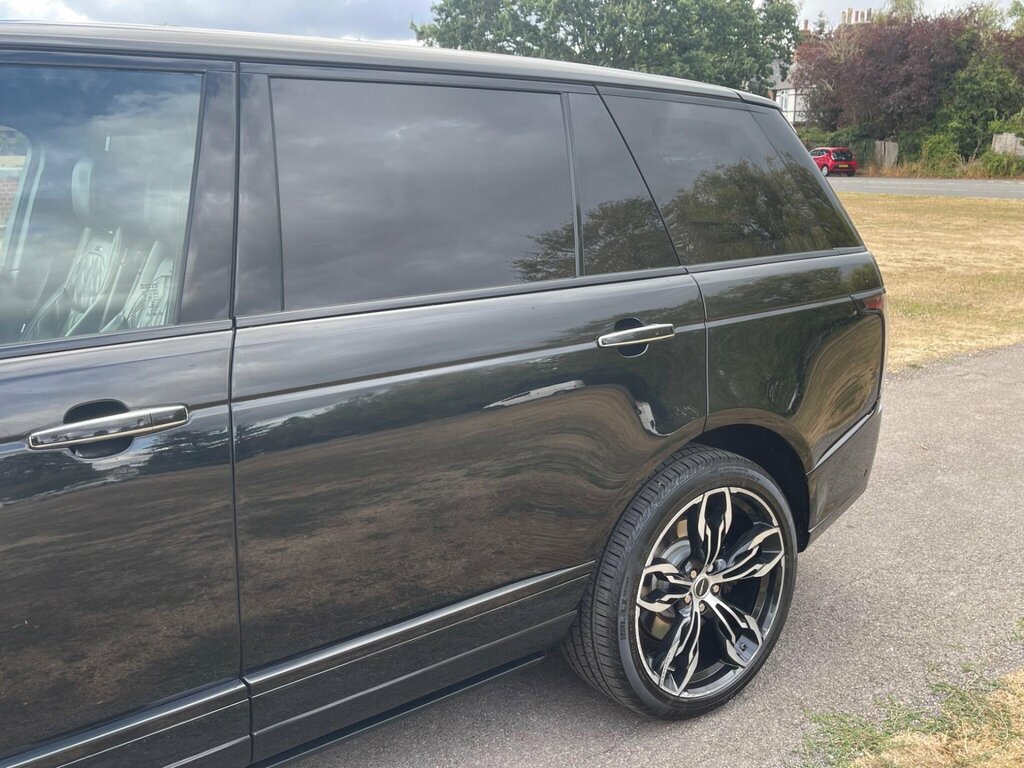 Land Rover Range Rover Sd4 Dynamic Silver #13