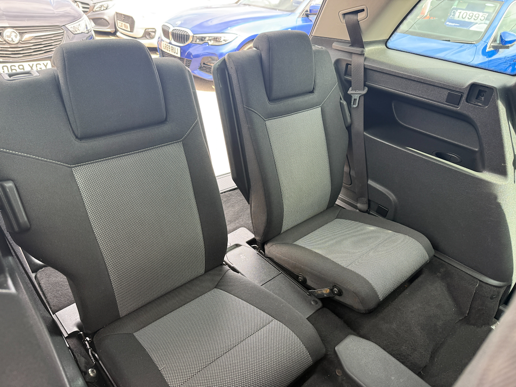 Vauxhall Zafira Exclusiv White #6