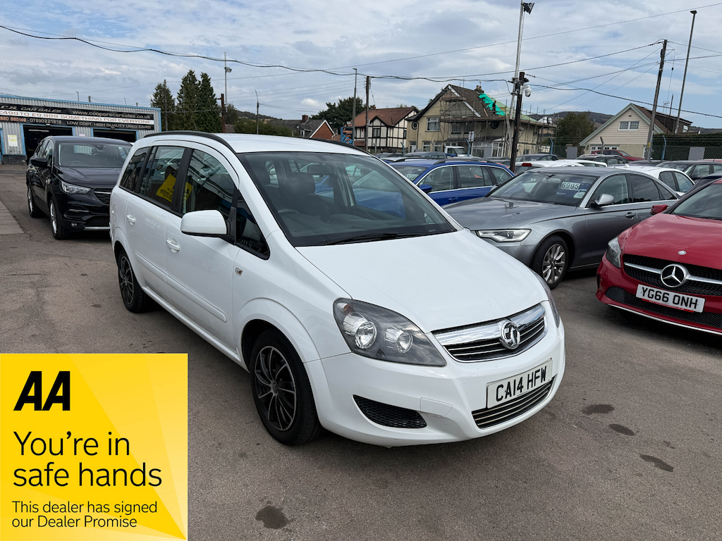 Vauxhall Zafira Exclusiv White
