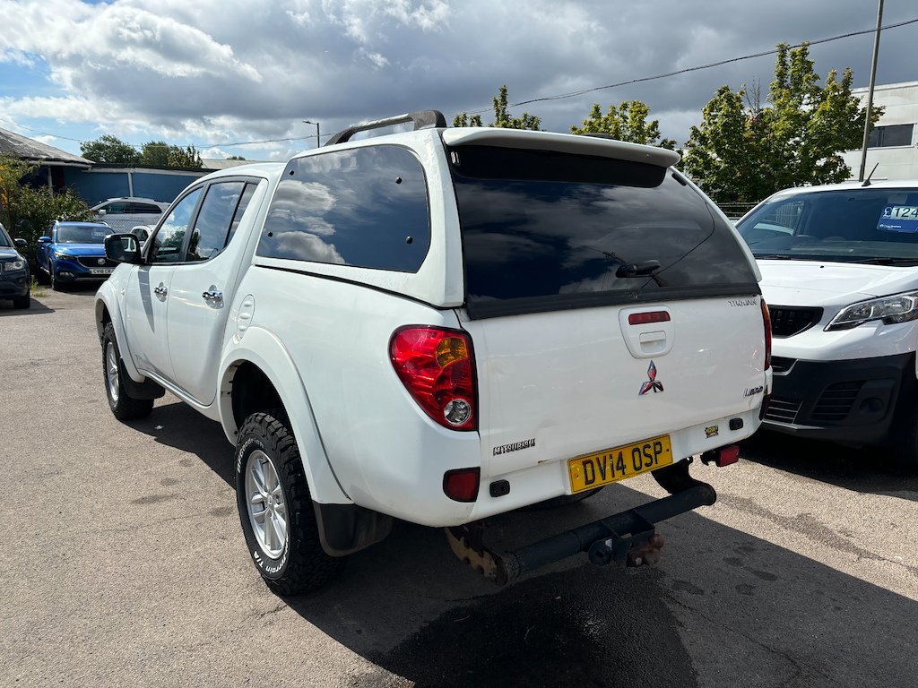 Mitsubishi L200 Trojan  #4