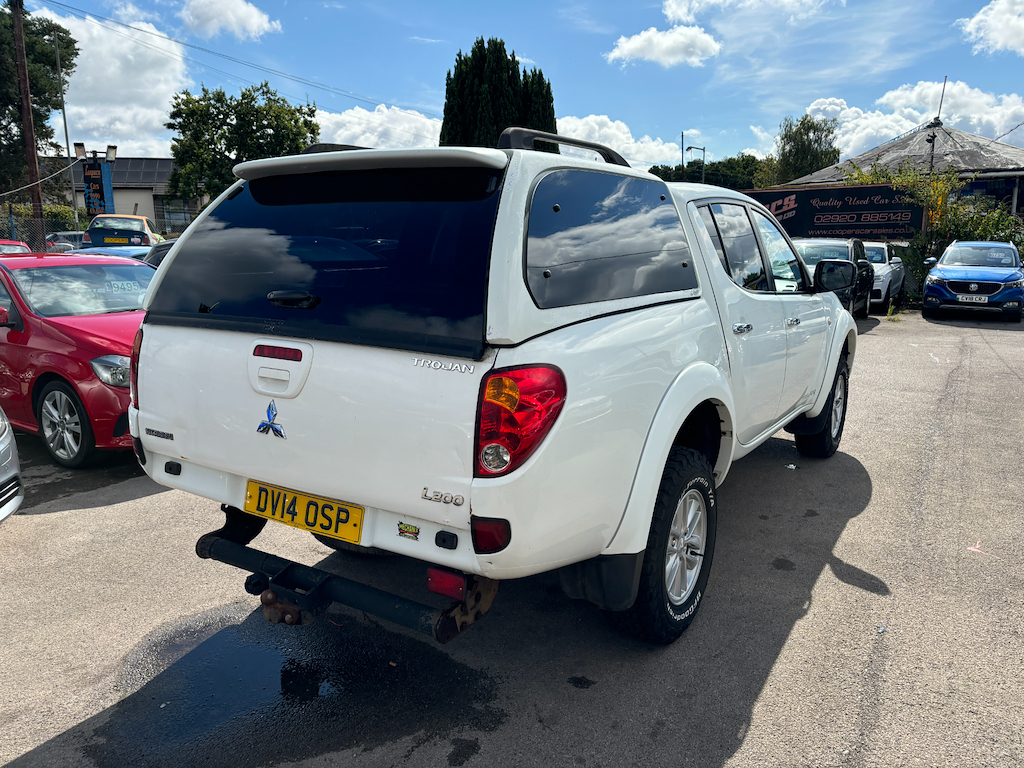 Mitsubishi L200 Trojan  #6