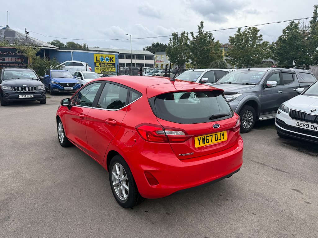 Ford Fiesta Titanium Black #4