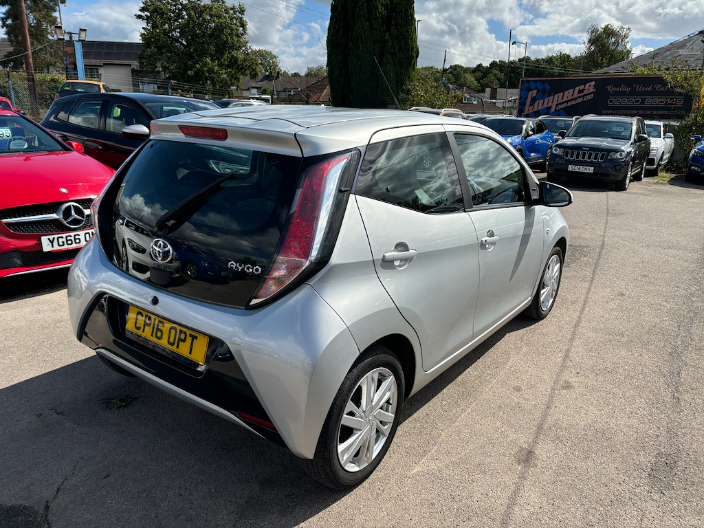 Toyota Aygo Vvt-i X-pression Silver #5
