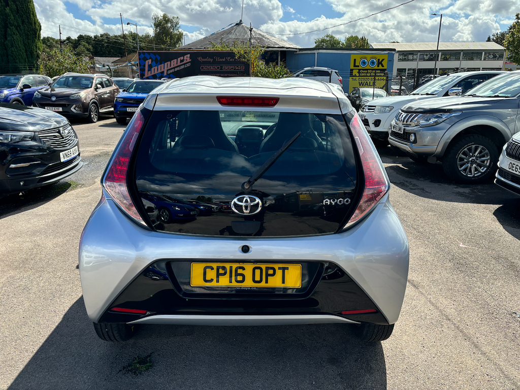 Toyota Aygo Vvt-i X-pression Silver #4