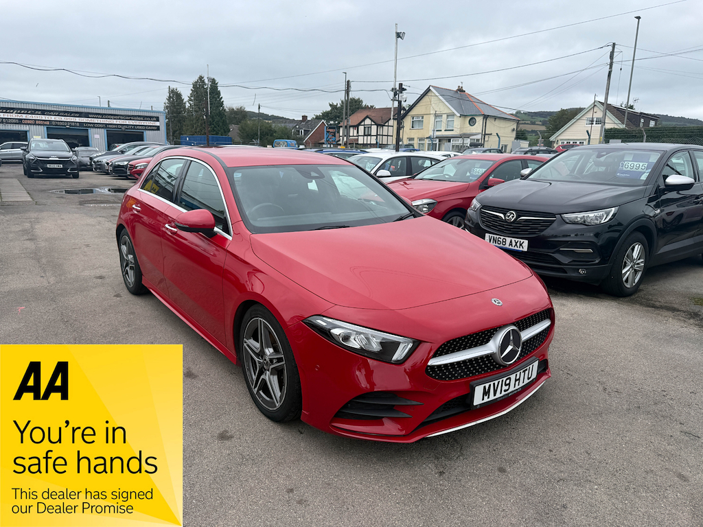 Mercedes-Benz A Class A 180 Line Premium Red