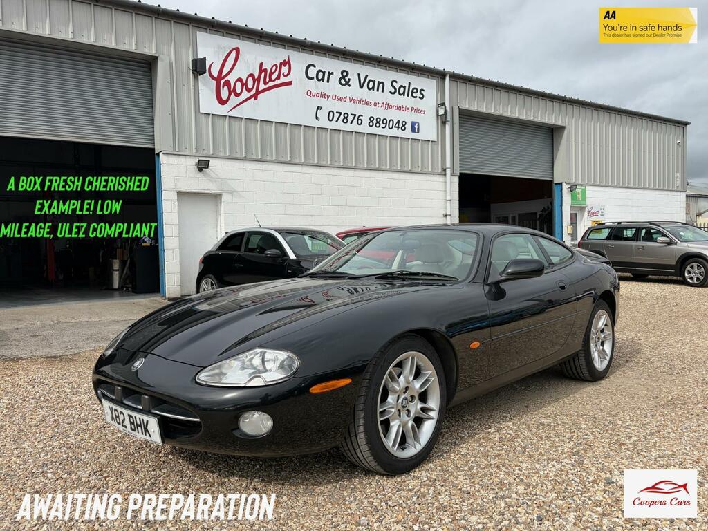 Jaguar XK8 Coupe 1996 - 2006 Black