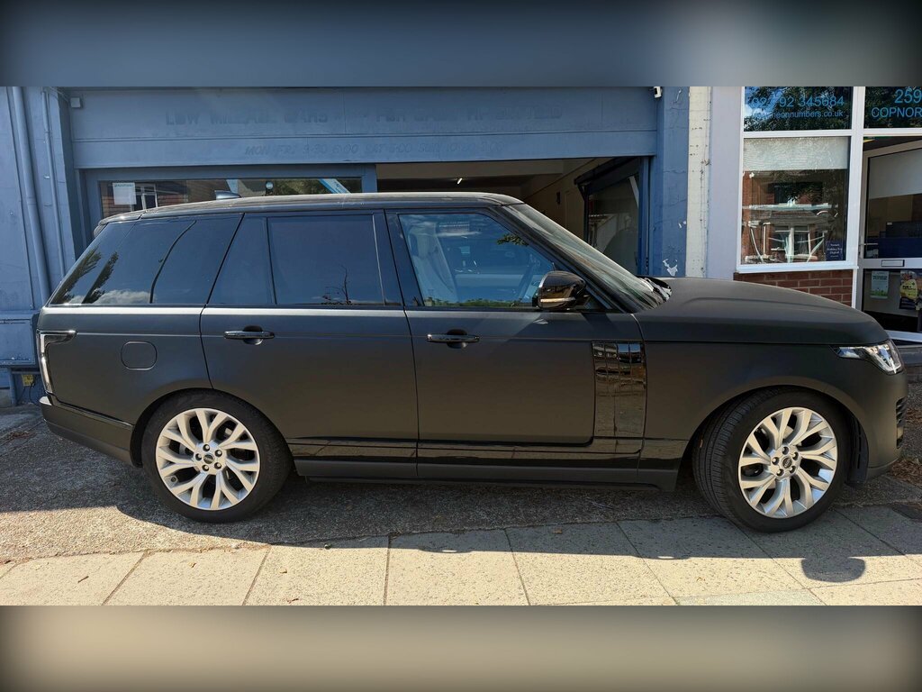 Land Rover Range Rover 3.0 Sd V6 Vogue 4Wd Euro 6 Ss Black #3