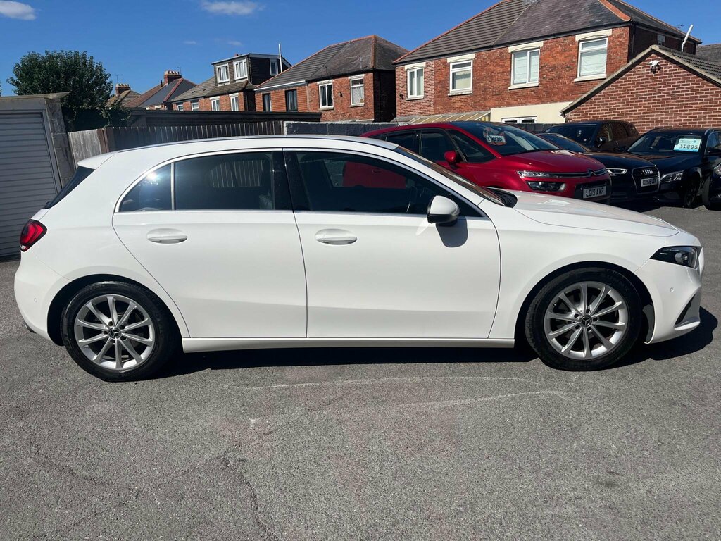 Mercedes-Benz A Class 1.5 A180d Sport Executive 7G-dct Euro 6 Ss White #5