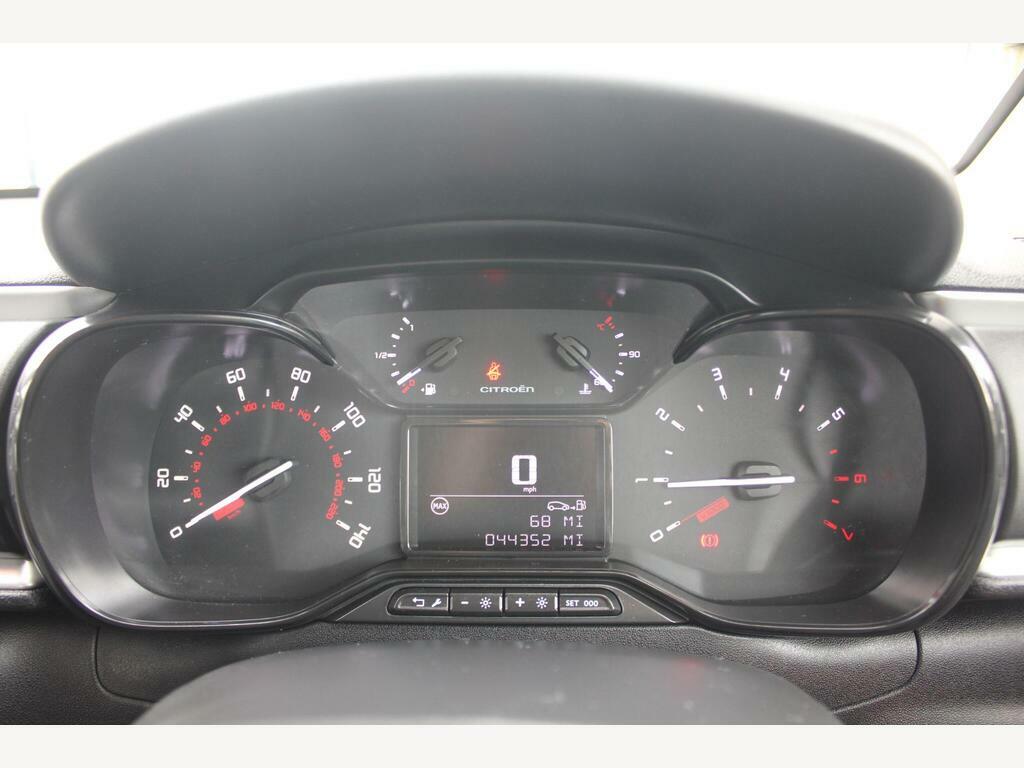 Citroen C3 1.2 Puretech Shine Plus White #10