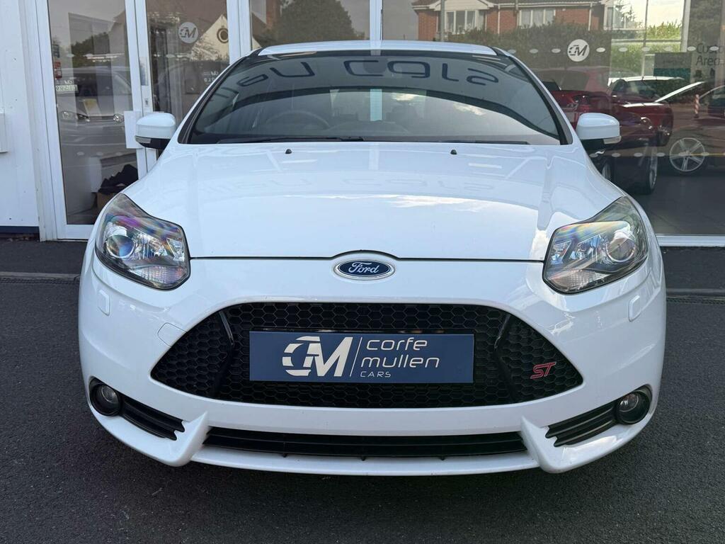 Ford Focus 1.0 Titanium 124 Bhp Black #35
