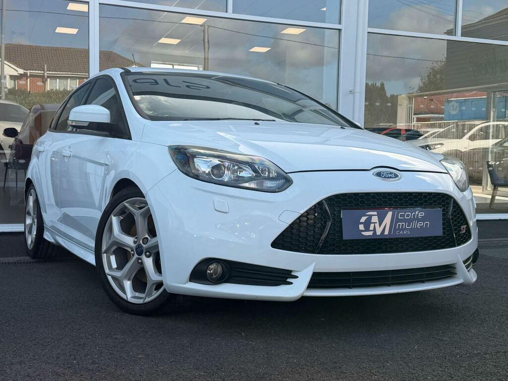 Ford Focus 2.0T Ecoboost St-3 Euro 5 Ss White
