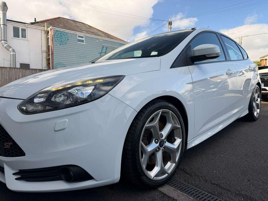 Ford Focus 1.0 Titanium 124 Bhp Black #39