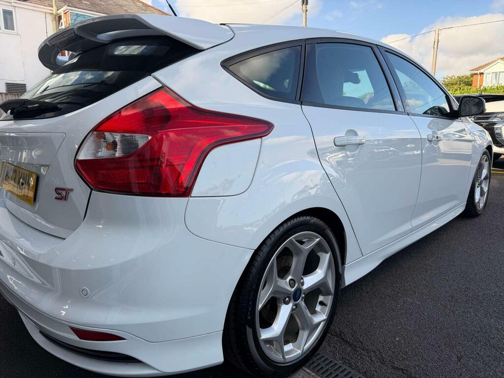 Ford Focus 1.0 Titanium 124 Bhp Black #43