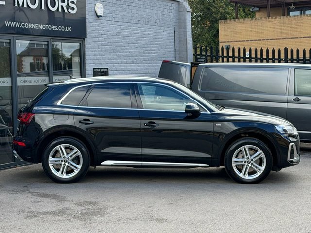 Audi Q5 S-line 45 Tfsi 2.0 Black #6