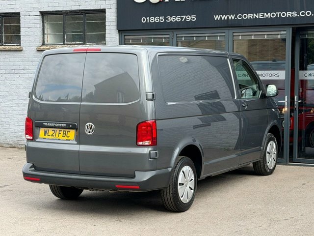 Volkswagen Transporter T30 Tdi Pv Highline Black #10