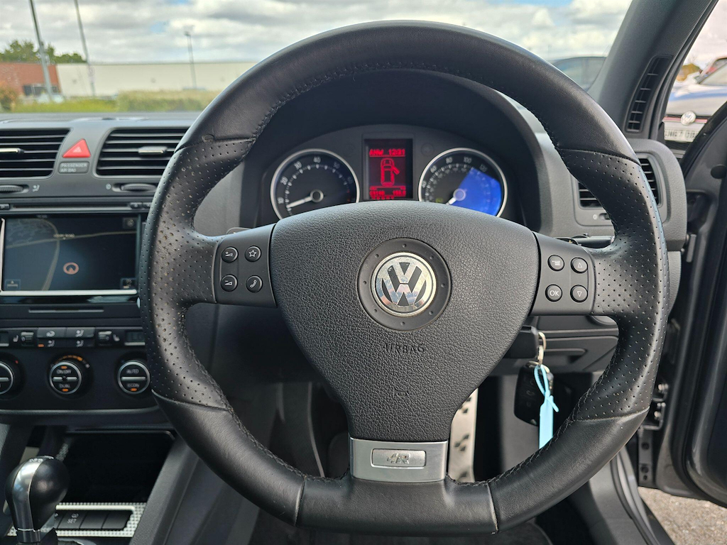 Volkswagen Golf 2.0L Gti Blue #29