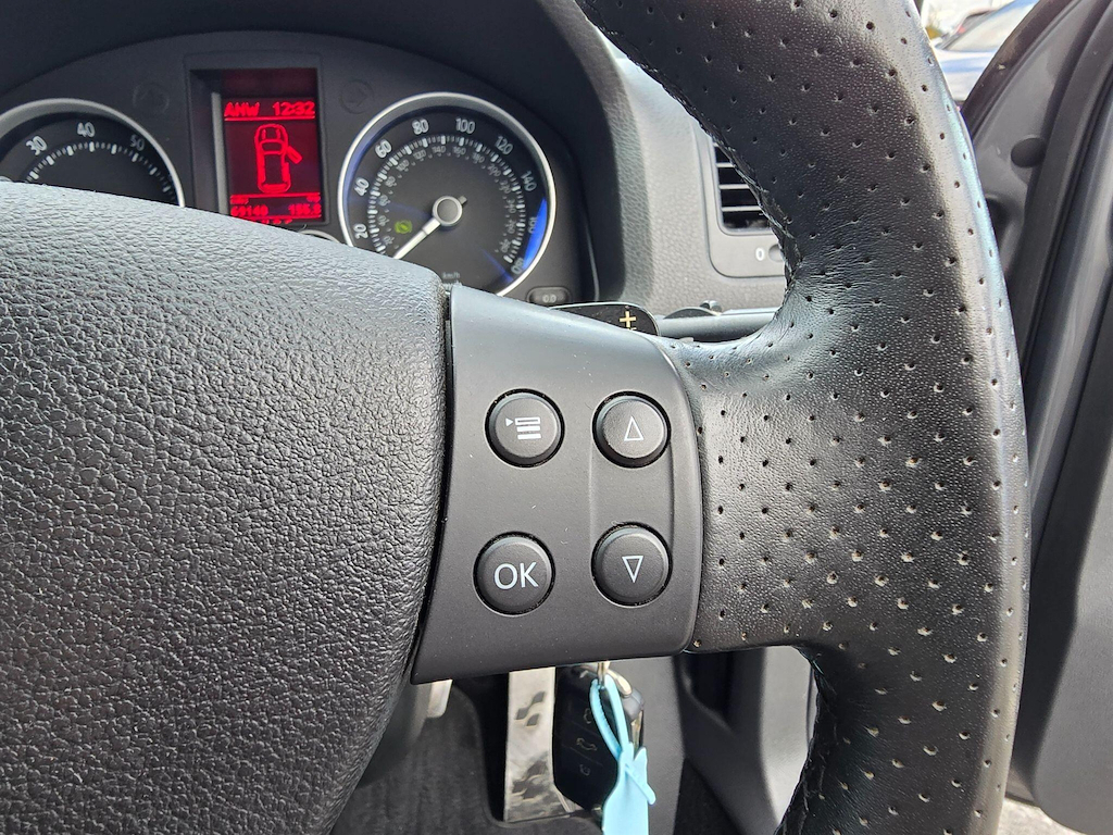 Volkswagen Golf 2.0L Gti Blue #31