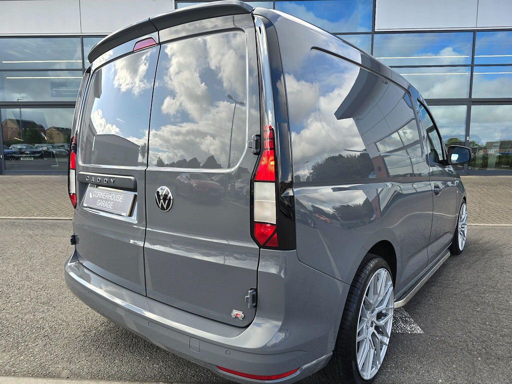 Volkswagen Caddy 2.0Tdi 122Psc20 Cargo Commerce Pro Dsg Pv Red #32
