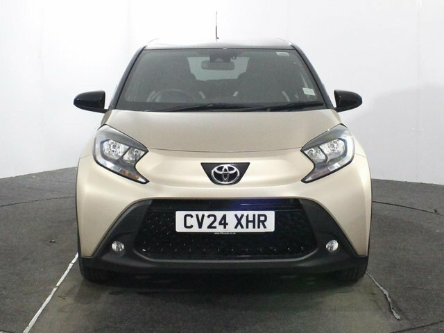 Toyota Aygo X 1.0 Vvt-i Edge Hatchback Euro 6 Beige #2