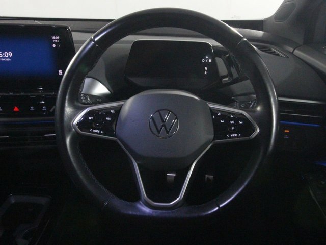 Volkswagen ID.4 Life Black #13