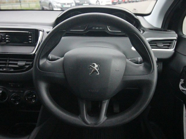 Peugeot 208 1.2 Puretech Active Premium -Plus Grey #14