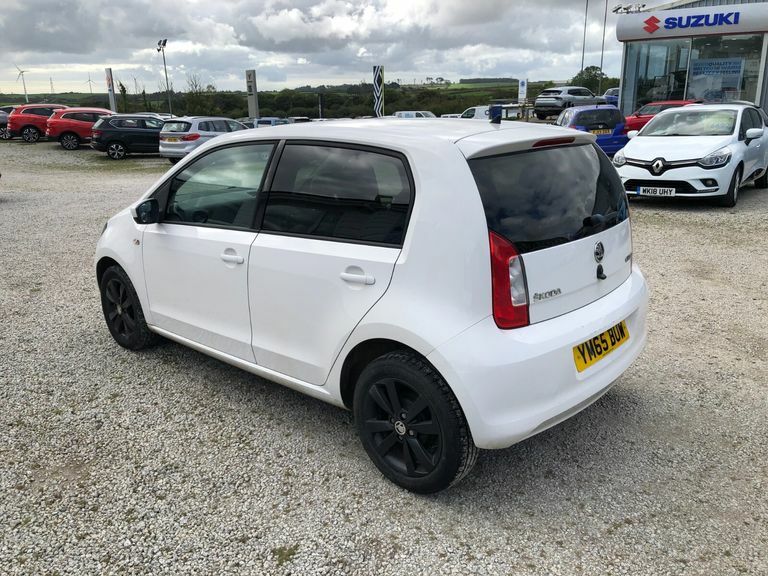 Skoda Citigo 1.0 Mpi Black Edition White #4