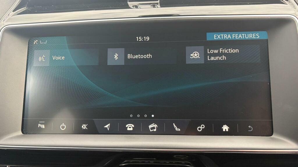 Jaguar XE Xe R-dynamic S Black #33