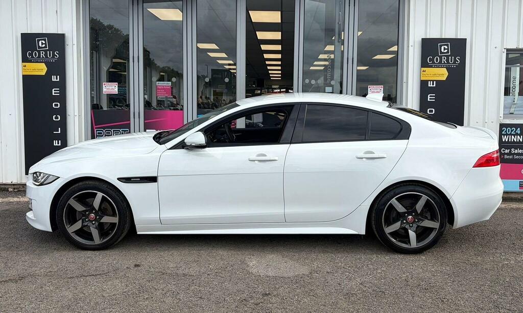 Jaguar XE Xe R-dynamic S Black #16