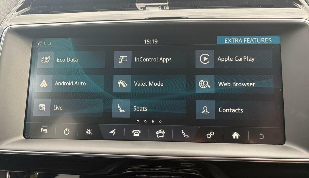 Jaguar XE Xe R-dynamic S Black #35