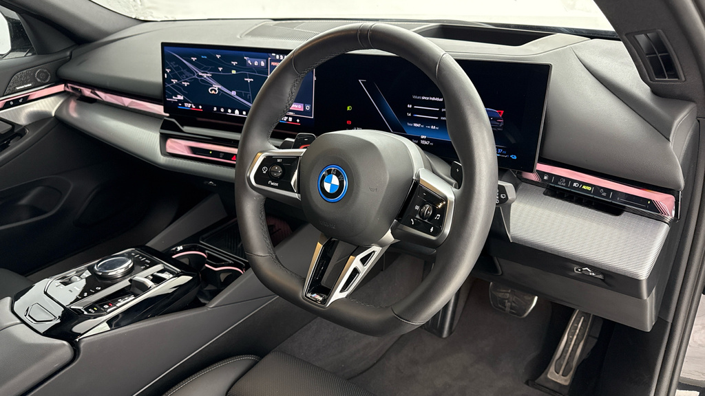 BMW 5 Series 530E M Sport Touring #6
