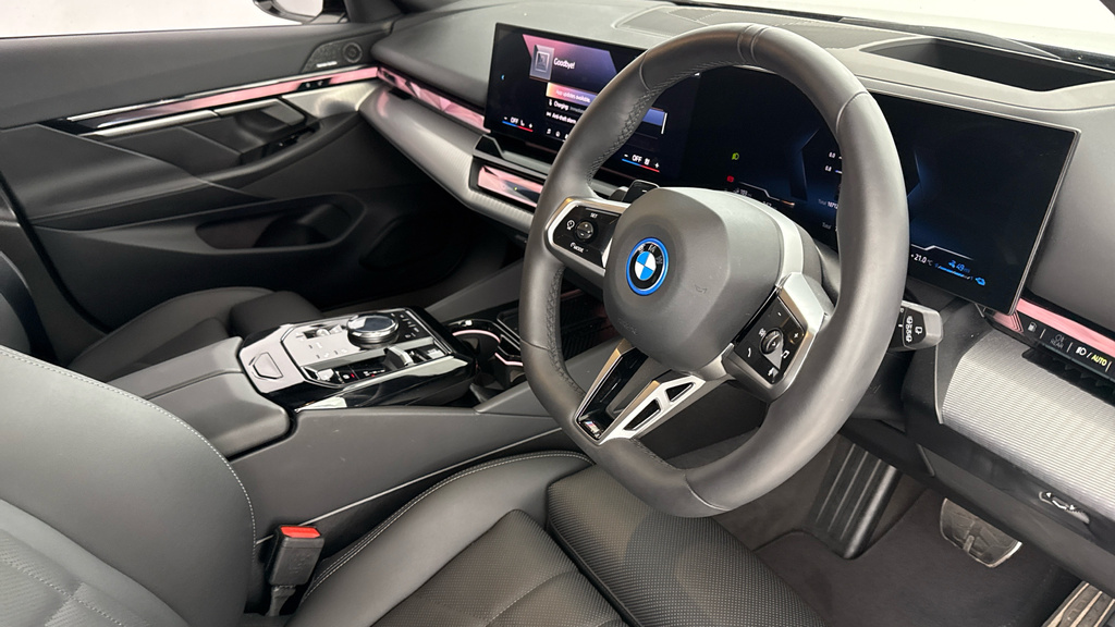 BMW 5 Series 530E M Sport Touring #6