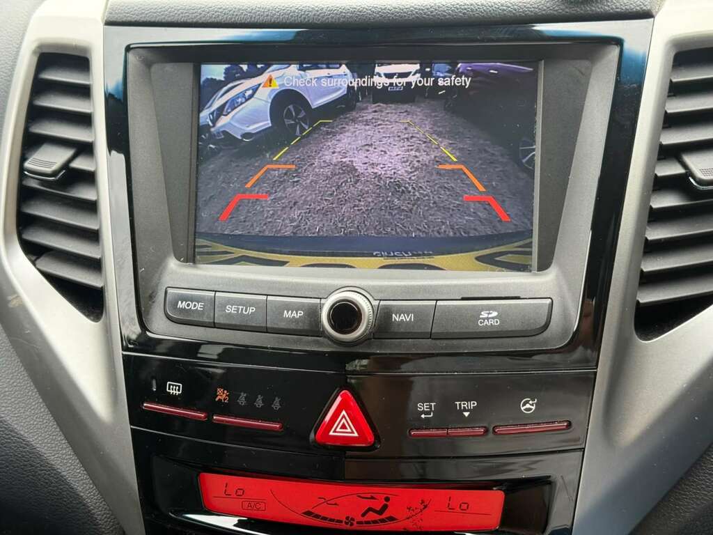 SsangYong Tivoli Elx Black #19