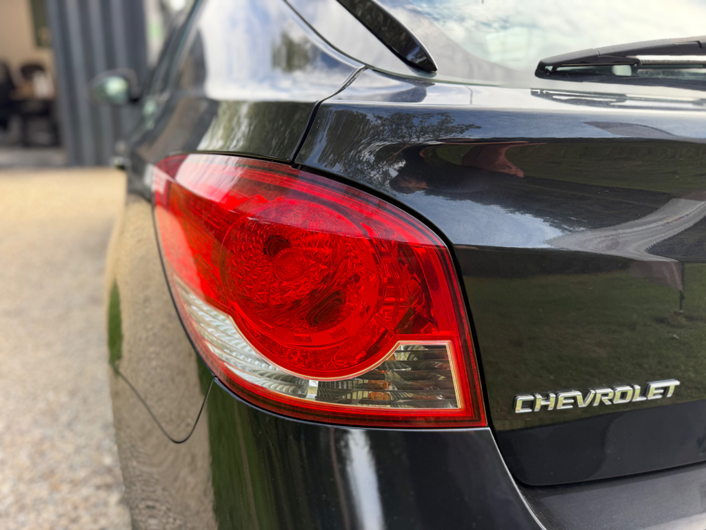 Chevrolet Cruze Hatchback 1.6 Grey #10