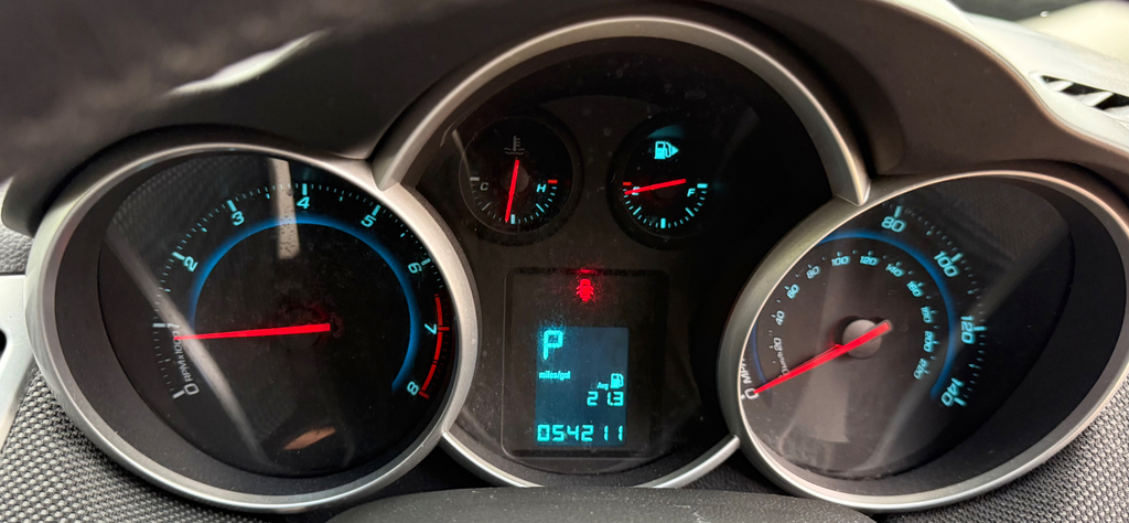 Chevrolet Cruze Hatchback 1.6 Grey #28