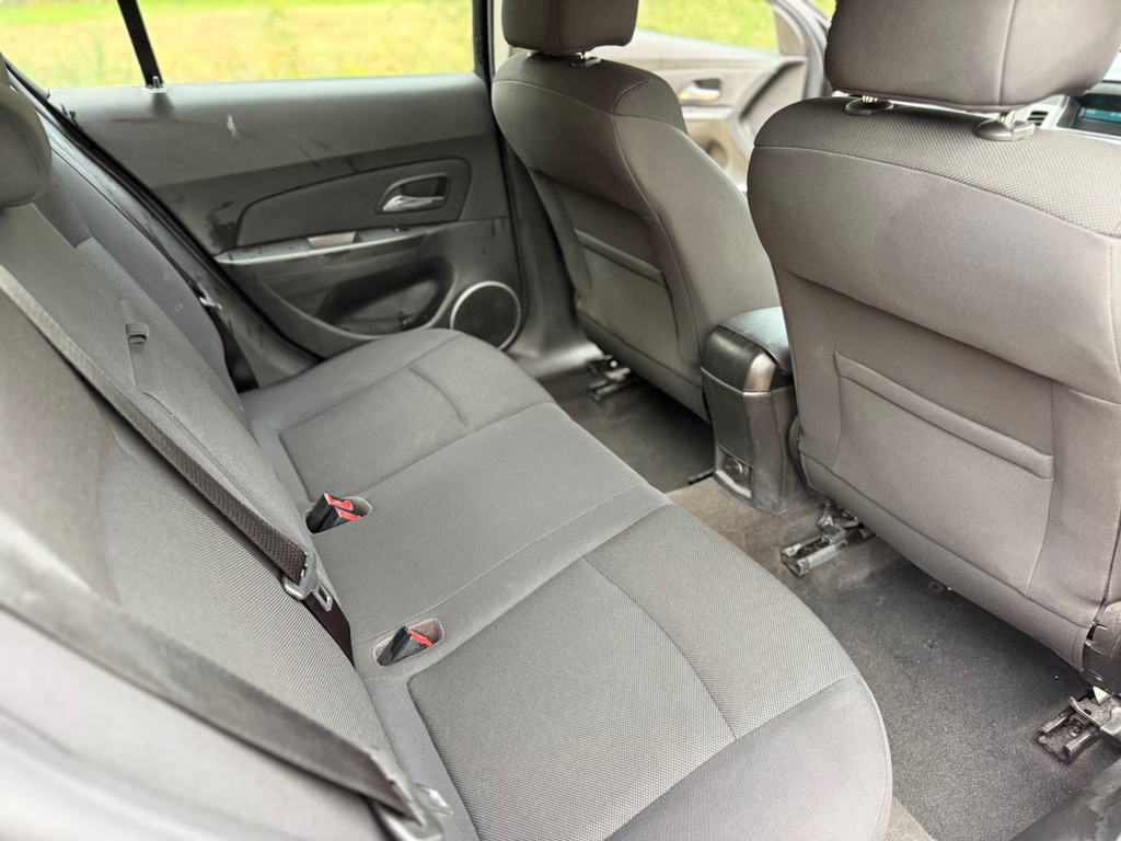 Chevrolet Cruze Hatchback 1.6 Grey #25